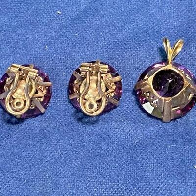 LOT#F389: Tested 10K Vintage Amethyst Earrings & Pendant Set [15g]