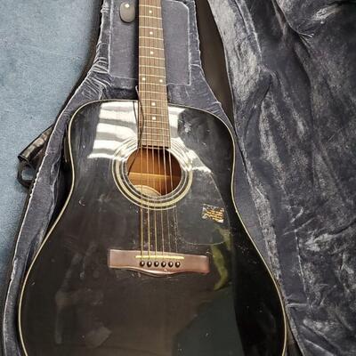 Fender  DG-11E  Black Acoustical guitar, in case  