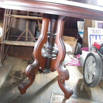 Late 1900's Drexel Oval Marble table.