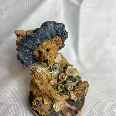 Boydâ€™s Bears Figurines Ms Griz  Sissie & Squirt