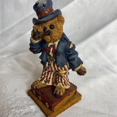 Vintage Boydâ€™s Bears Figurines Bearstone Collection 