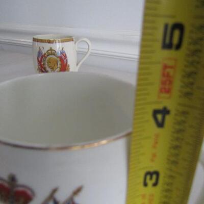 Antique Cup Commemorating the Coronation of King George IV and Queen Elizabeth (1937)