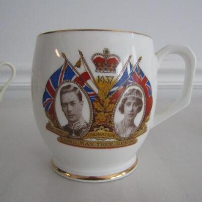 Antique Cup Commemorating the Coronation of King George IV and Queen Elizabeth (1937)