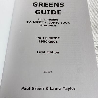 Vintage Signed Greenâ€™s Guide To Collecting TV Music & Comic Book Annuals