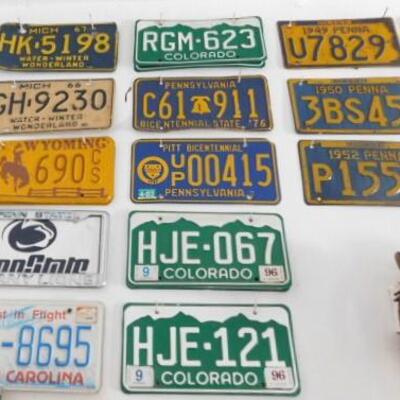 Vintage License Plates (No Tools)