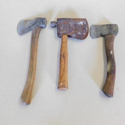 Set of Three Hatchets 
