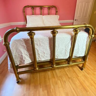 Antique Brass Full Size Bed