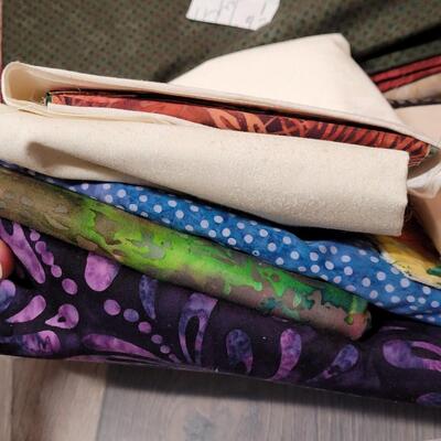 Lot 29: Container of Fabric Quarters 