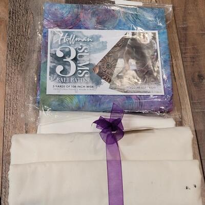 Lot 32: Hoffman 3 Sums Quilting Kit & Backing Fabric (backing fabric has an ink spot)