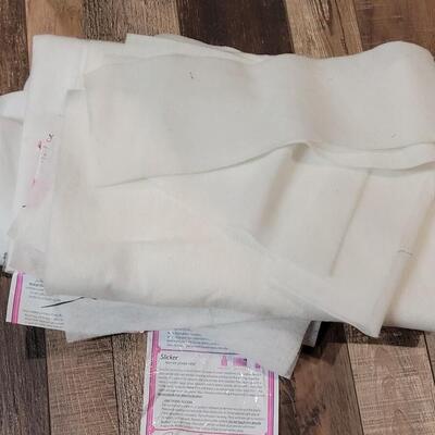 Lot 33: Bonding Fabric