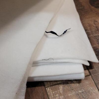 Lot 33: Bonding Fabric