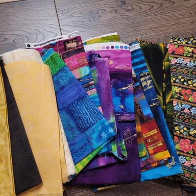 Lot 37: Fabric Lot (mostly quarters)