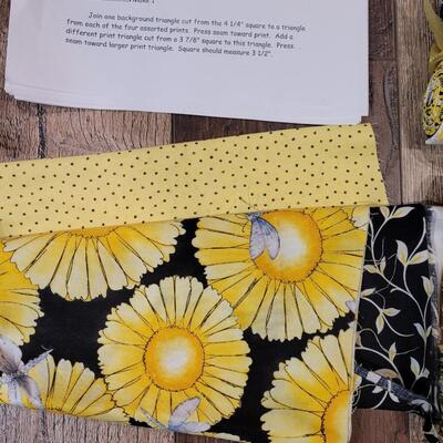 Lot 40: Mystery Block of the Week Quilting Kit