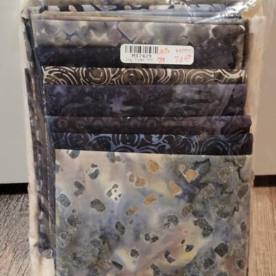 Lot 45: "Time After Time" Quilting Kit