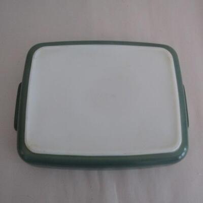 Vintage Pyrex Baking Dish- 9" x 7 1/2"