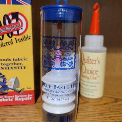 Lot 50: Fabric Glue