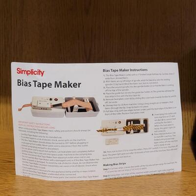 Lot 56: Simplicity Bias Tape Maker