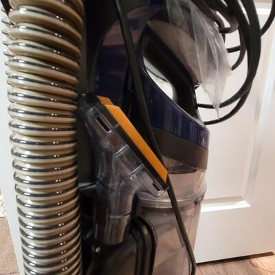 Lot 59: Hoover WINDTUNNEL 2 Pro Pet Rewind