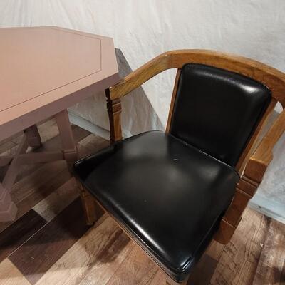 Lot 62: Thomasville Table & Chairs (table has been painted)