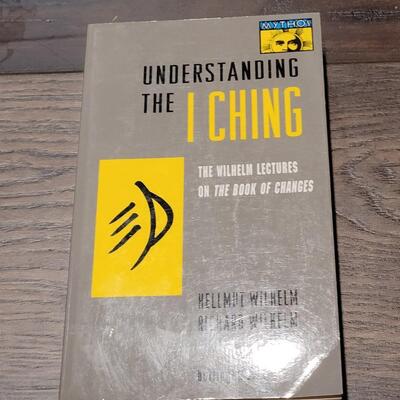 Lot 86: I Ching Books Lot