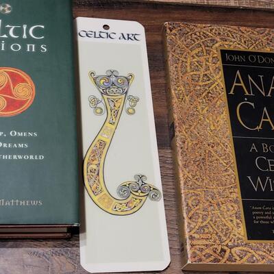 Lot 90: Celtic Book Lot