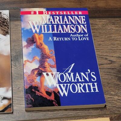 Lot 92: Book Lot 