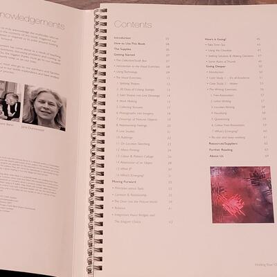 Lot 98: Finding Your Own Visual Language Book 