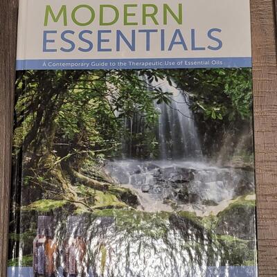 Lot 102: Essential Oil Book and Containers Lot