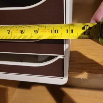 Lot 104: Paper 4 Drawer/Tray Organizer 