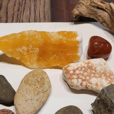 Lot 123: Wood And Stones Lot