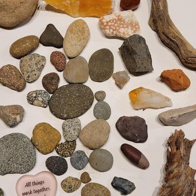 Lot 123: Wood And Stones Lot