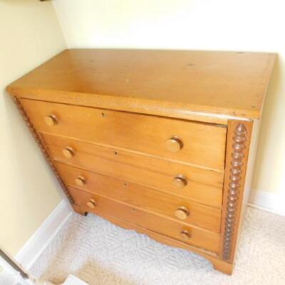 Antique Pennsylvania Maple Solid Wood Chest of Drawers Wide Plank Square Head Nails