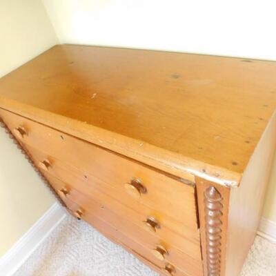 Antique Pennsylvania Maple Solid Wood Chest of Drawers Wide Plank Square Head Nails