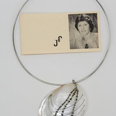 Lot J26: hand crafted oyster shell pendant on a silvertone choker