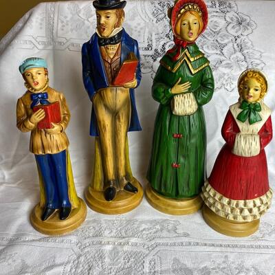 Vintage Christmas Family Carolers 