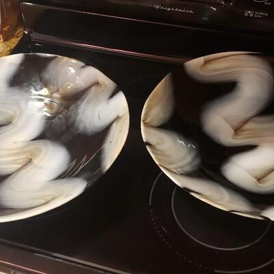2 Italian Yalos Casa Murano Decorative Glass Plates
