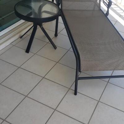 Patio Lounger with Table