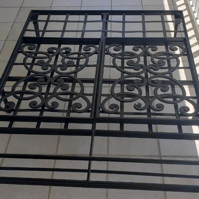 Double Lounger Without Cushions