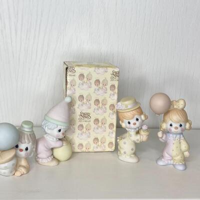 ****. 136 - Precious Moments Porcelain Clown Figurines 