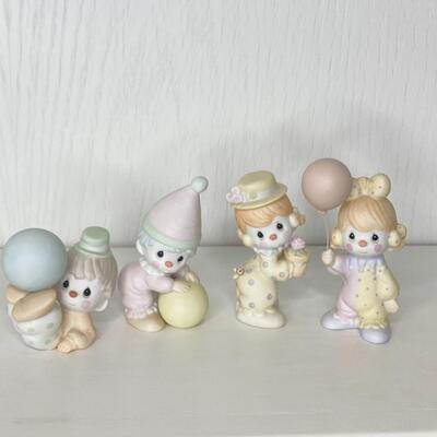 ****. 136 - Precious Moments Porcelain Clown Figurines 