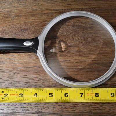 Lot 154: Magnifying Glass w/ Light 