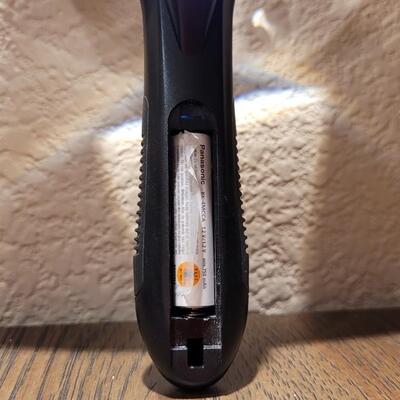 Lot 154: Magnifying Glass w/ Light 