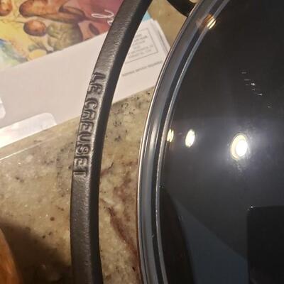 New Le Creuset Wok with Lid with Brass Ice Bucket and Table Mats