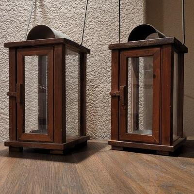 Lot 158: Vintage Wood & Glass Lantern Set