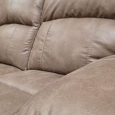 Lot 159: Leather Power Recliner Couch