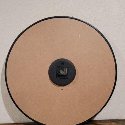 Lot 160: Large Wall Clock 22.5" Diameter