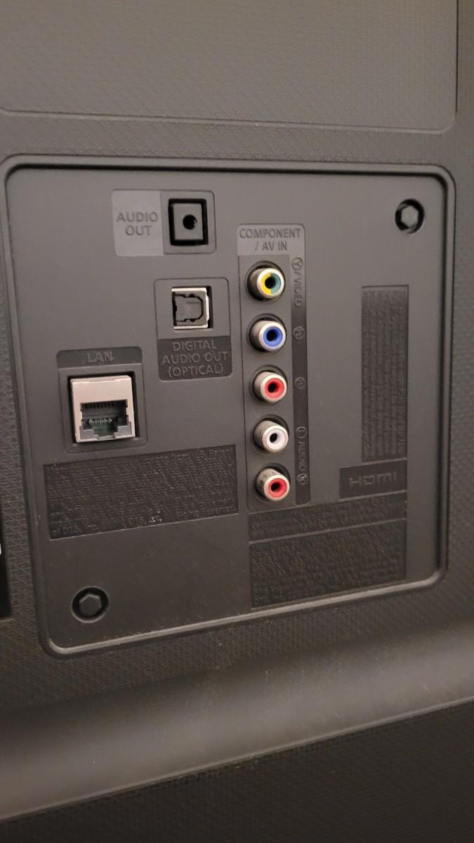 Lot 162 Samsung UN48J520DAF Smart Television w/ Wireless SmartCast