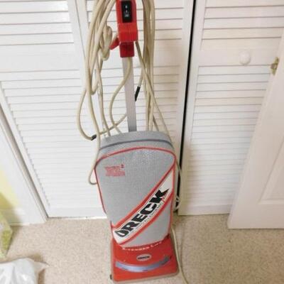 Oreck Upright Vacuum Cleaner