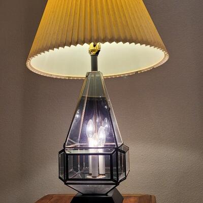 Lot 181: Pair of Vintage 3-Stage Table Lamps 