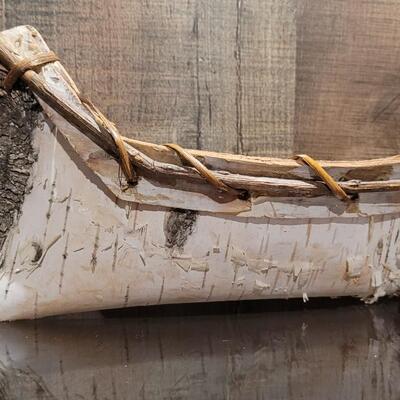 Lot 185: Home Deco Art Canoe Set by High Country Arts